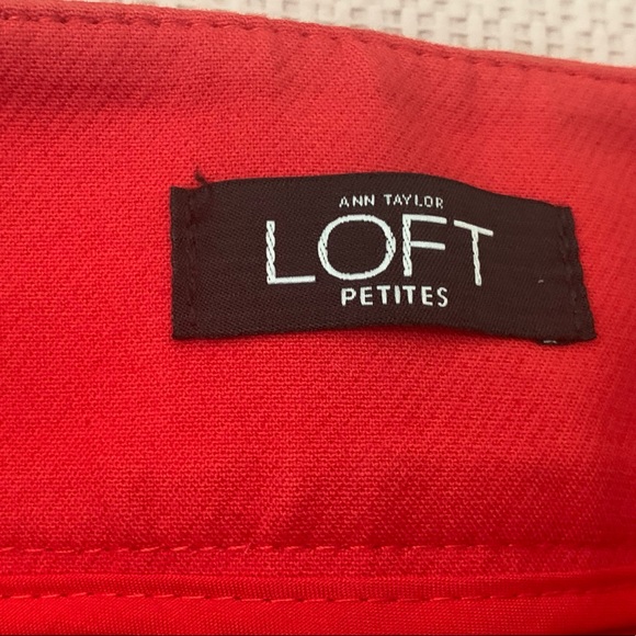 Ann Taylor Loft red ankle pants, size 6 petite - Picture 3 of 3